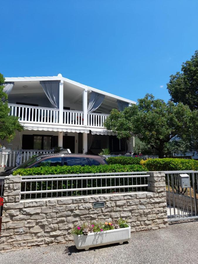 Apartment Leon & Grga Šibuljina 外观 照片